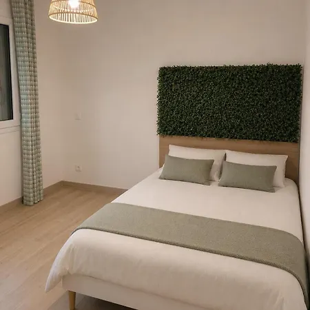 4-bedroom Pool Near Nimes And Arles Tatil Evi
