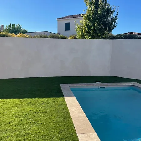 Tatil Evi 4-bedroom Pool Near Nimes And Arles
